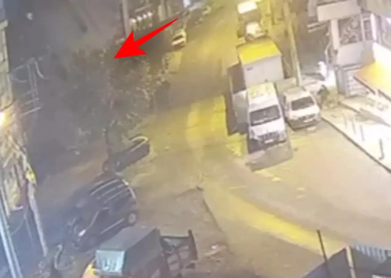 GEBZE'DE BULUNAN YEDİ KATLI O BİNA İŞTE BÖYLE GÜRÜLTÜYLE ÇÖKTÜ!