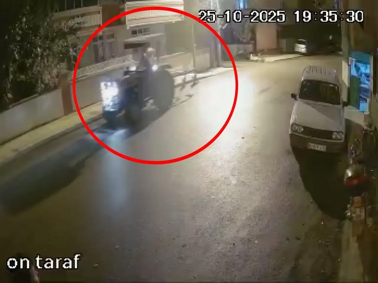 ARAZİYE BIRAKILAN PULLUĞU ALARAK TARLASINI SÜRERKEN YAKALANDI!