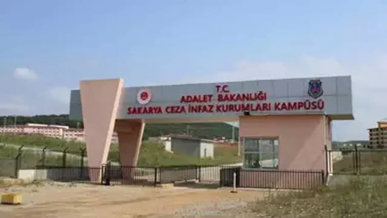 SAKARYA’DA YEMEKTEN RAHATSIZLANAN HÜKÜMLÜ SAYISI 266’YA YÜKSELDİ!