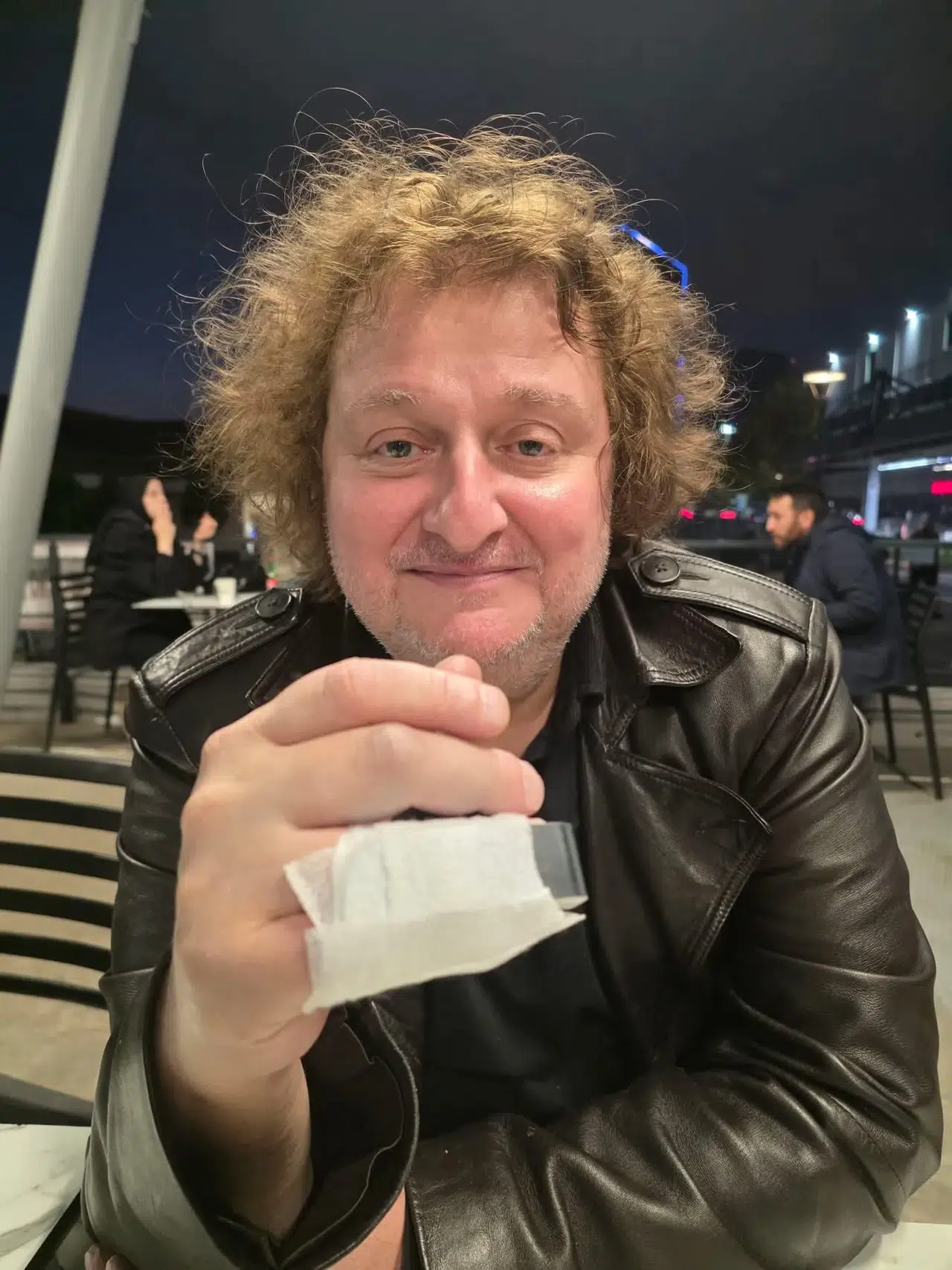 TULUYHAN UĞURLU KONSERLERİNİ ERTELEMEK ZORUNDA KALDI!