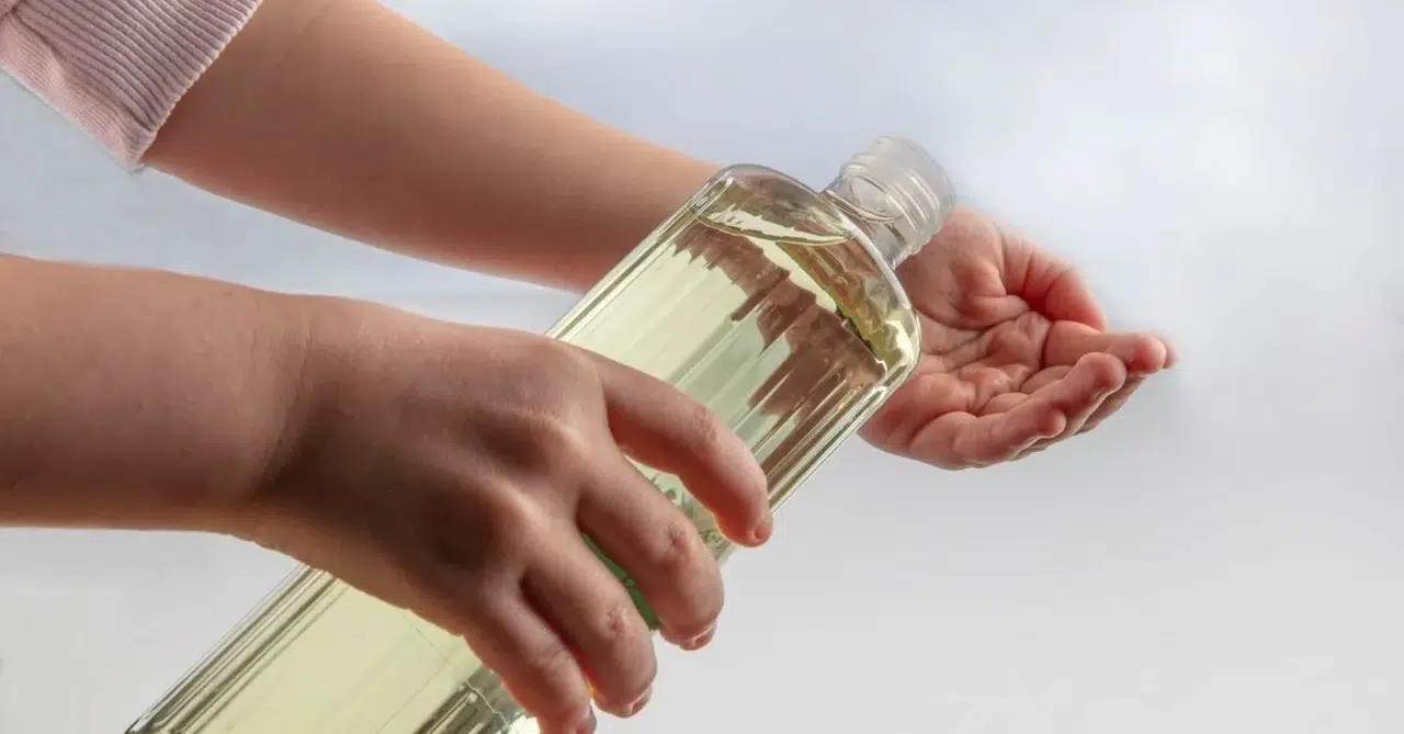 UZMANLAR KOLONYANIN YANICI MADDE OLDUĞUNU BELİRTEREK UYARIYOR!