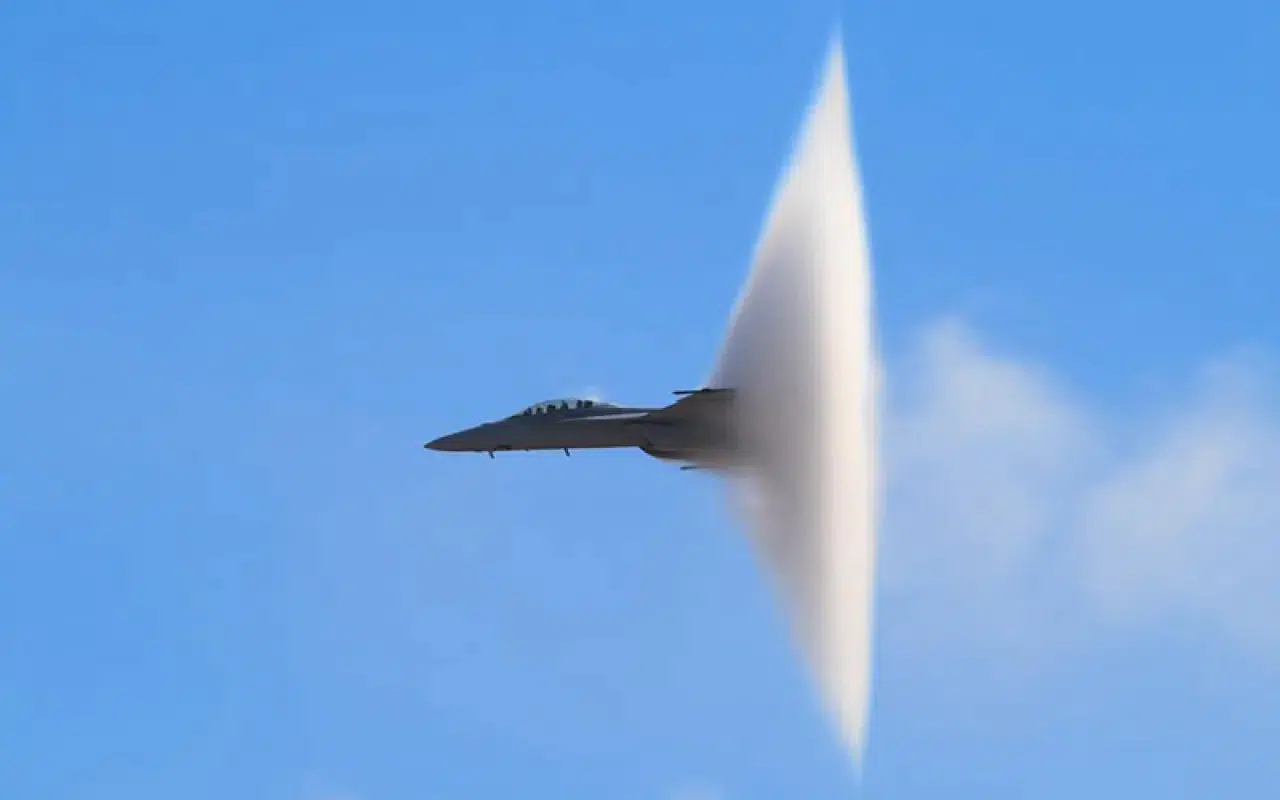 KONYA’DA KORKUTAN PATLAMA HALKTA PANİK VE HEYECAN YARATTI!