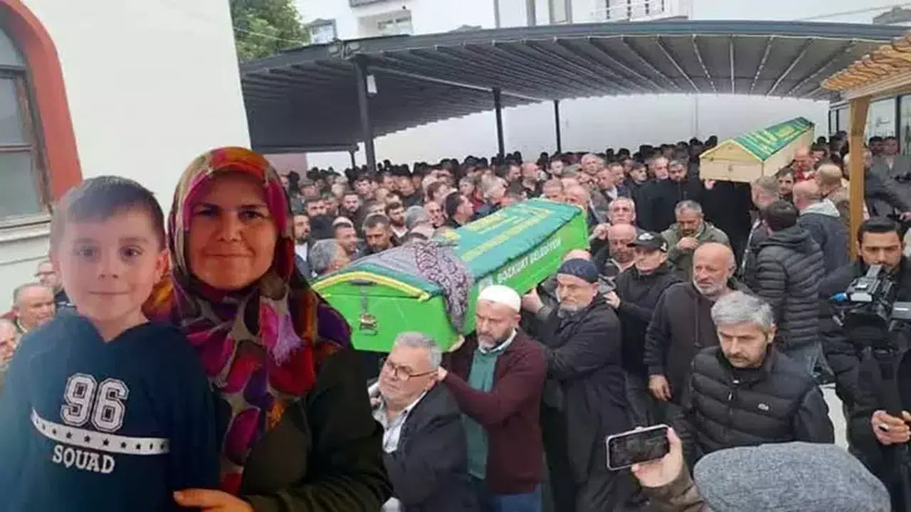 BOZKURT'TA CESETLERİ BULUNAN ANNE VE OĞLU TOPRAĞA VERİLDİ!