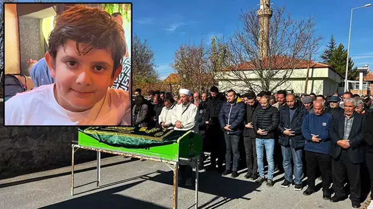 NEFES BORUSUNA JELİBON KAÇAN 8 YAŞINDAKİ AHMET YAHATINI KAYBETTİ!