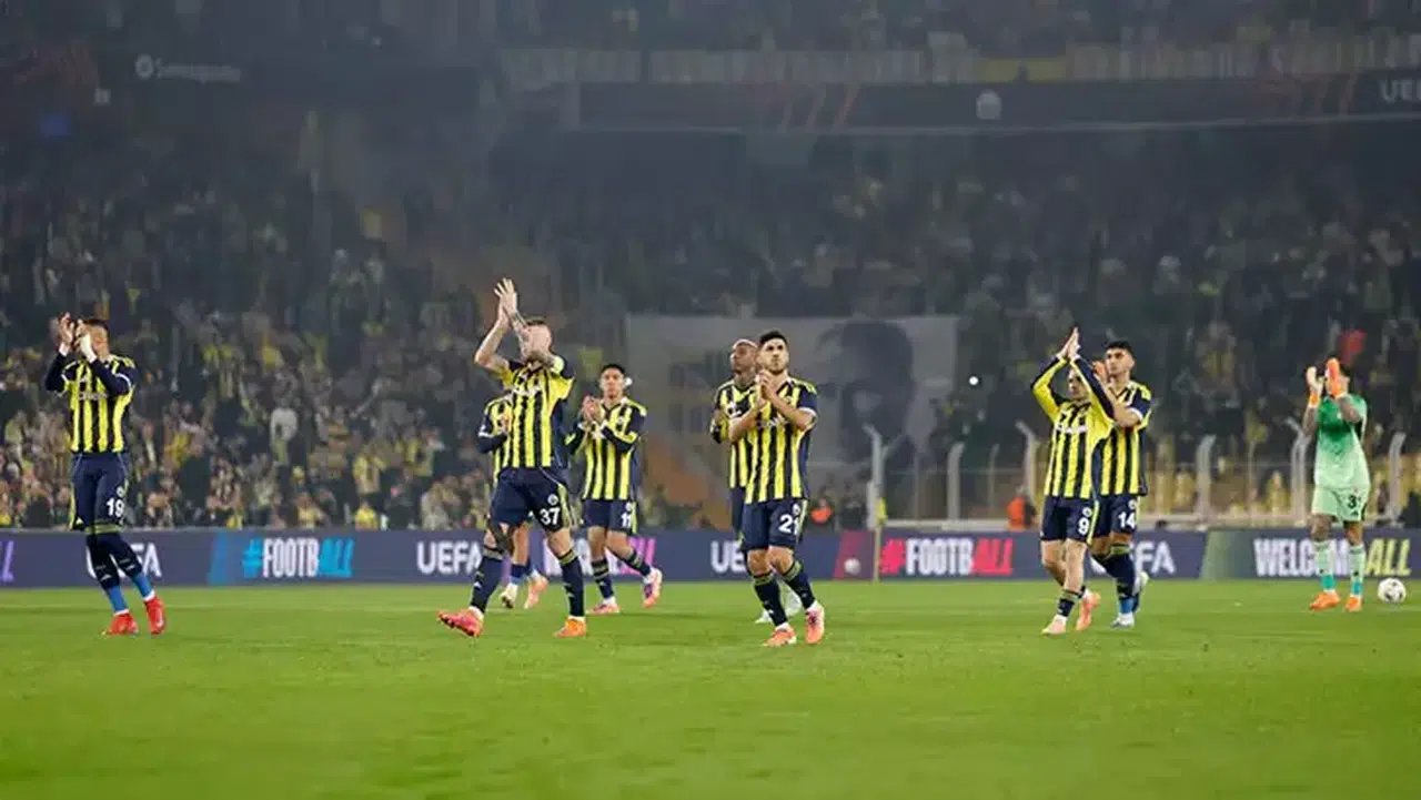 FENERBAHÇE İSPANYOL HAKEMİN KARARLARIYLA YENEMEDİ! 1-1
