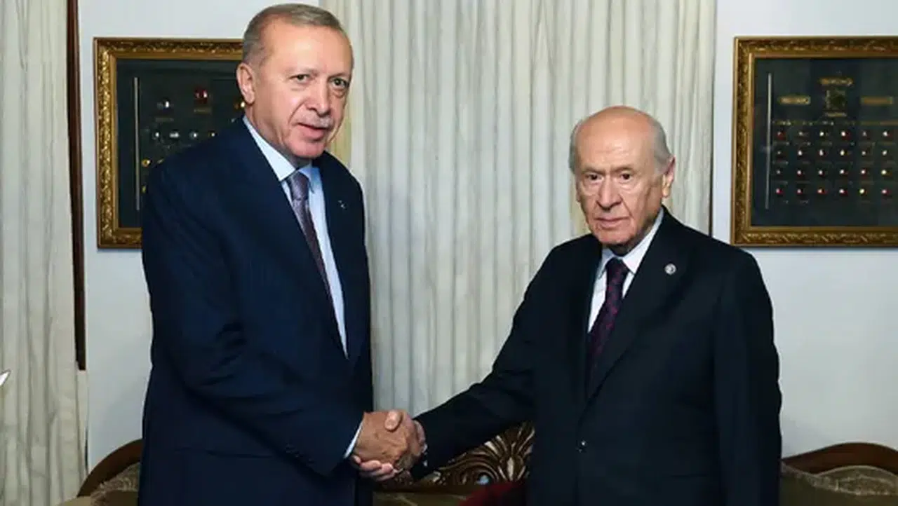 ERDOĞAN VE BAHÇELİ GÖRÜŞMESİ 40 DAKİKA SÜRDÜ!