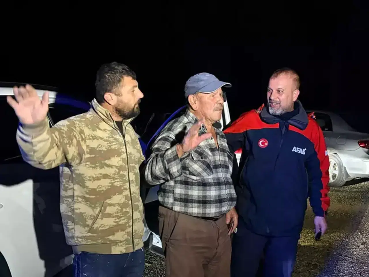 84 YAŞINDAKİ KÖYLÜ MANTAR TOPLAMAYA GİTTİĞİ DAĞDA KAYBOLDU!