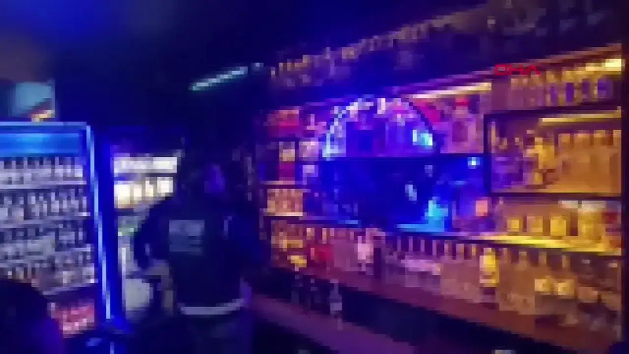 ANKARA'NIN MEŞHUR GECE KULÜPLERİNE "BAL TUZAĞI" VE "BAL KIZ!" BASKINI!