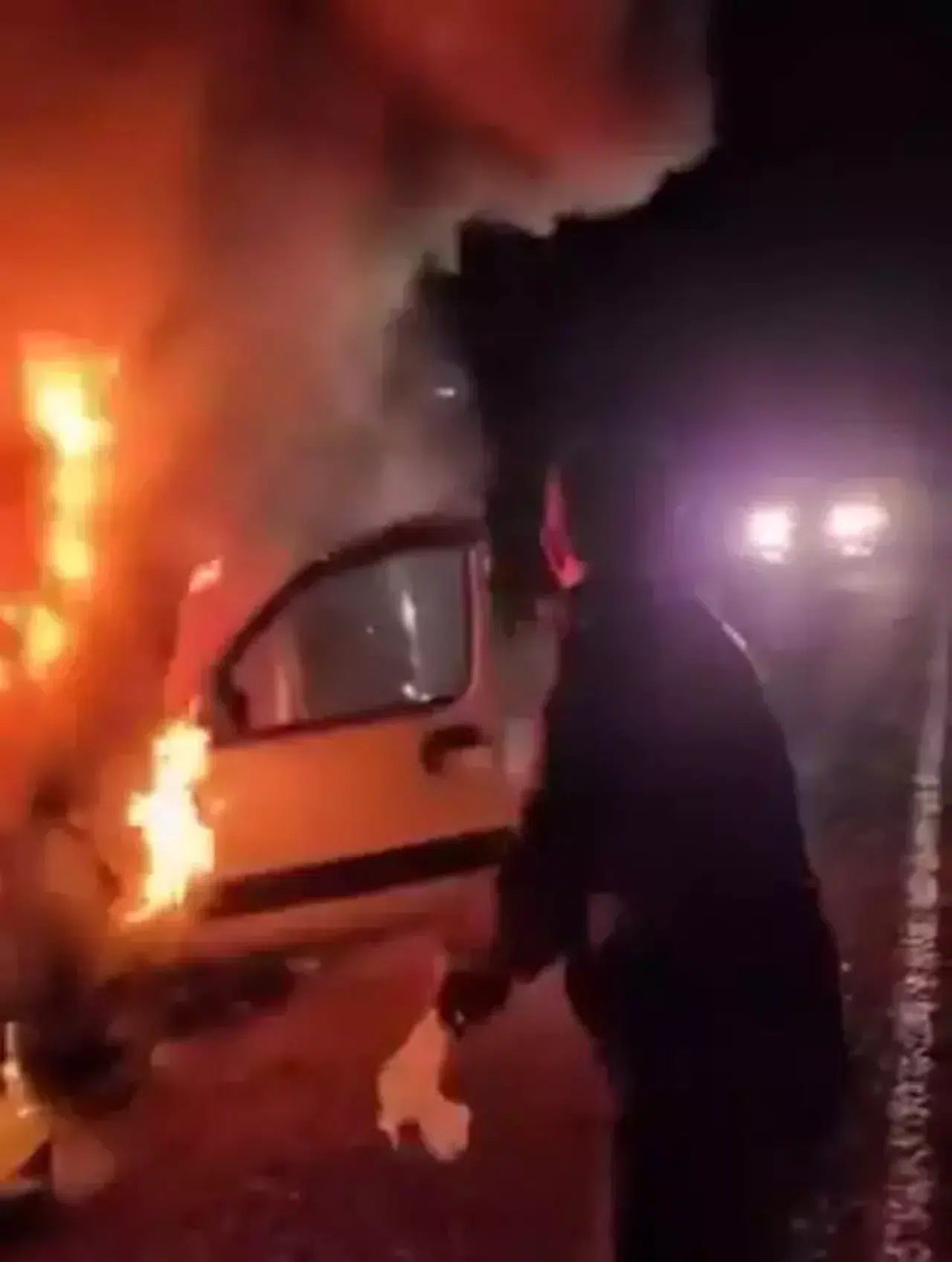 ADALET BAKANLIĞI CEZA İNFAZ KURUMU PERSONELİ 5 KİŞİLİK AİLEYİ KURTARDI!