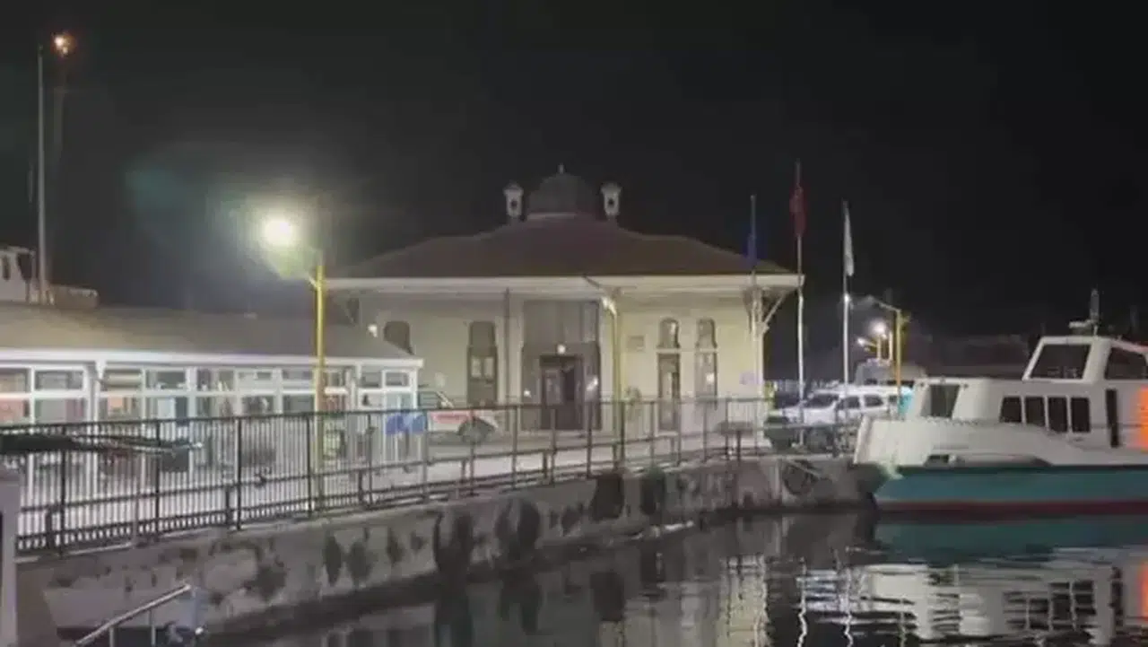 İSTANBUL AÇIKLARINDAKİ GEMİDE ZEHİRLENME YAŞANI!1 ÖLÜ VAR!