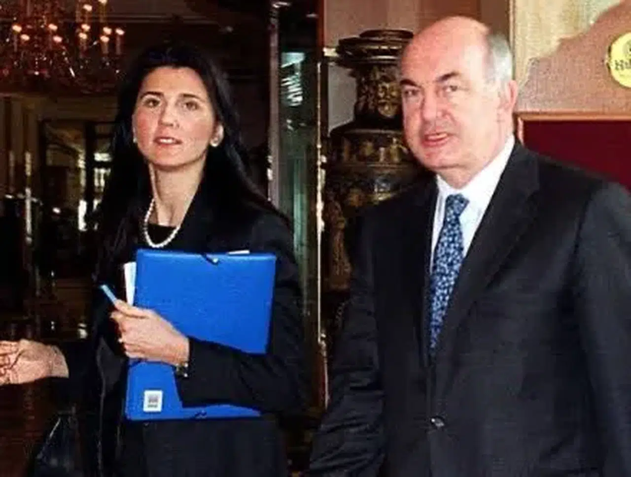 KEMAL DERVİŞ’İN DANIŞMANI ÜNLÜ ÖZEL’İN A TAKIMI’NDA…