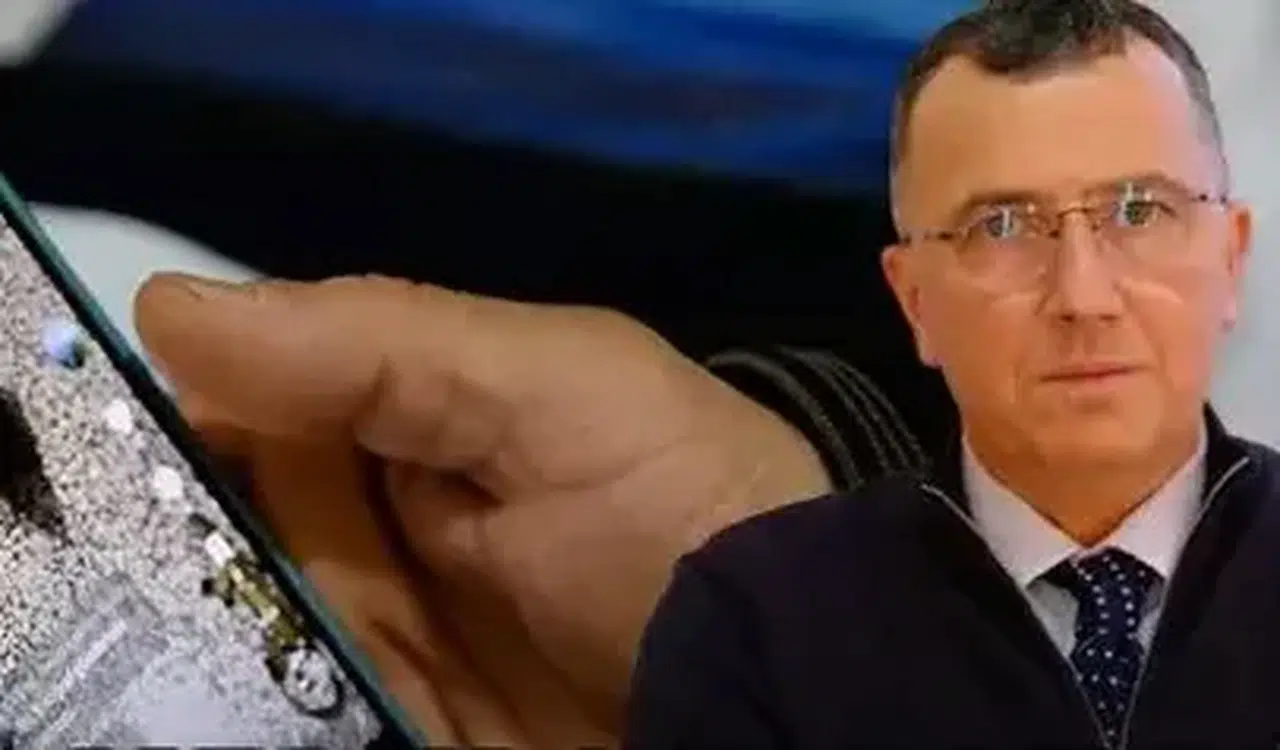 "SOSYAL MEDYA KULLANIM YOĞUNLUĞU BEYİN ÇÜRÜMESİNE YOL AÇIYOR!"