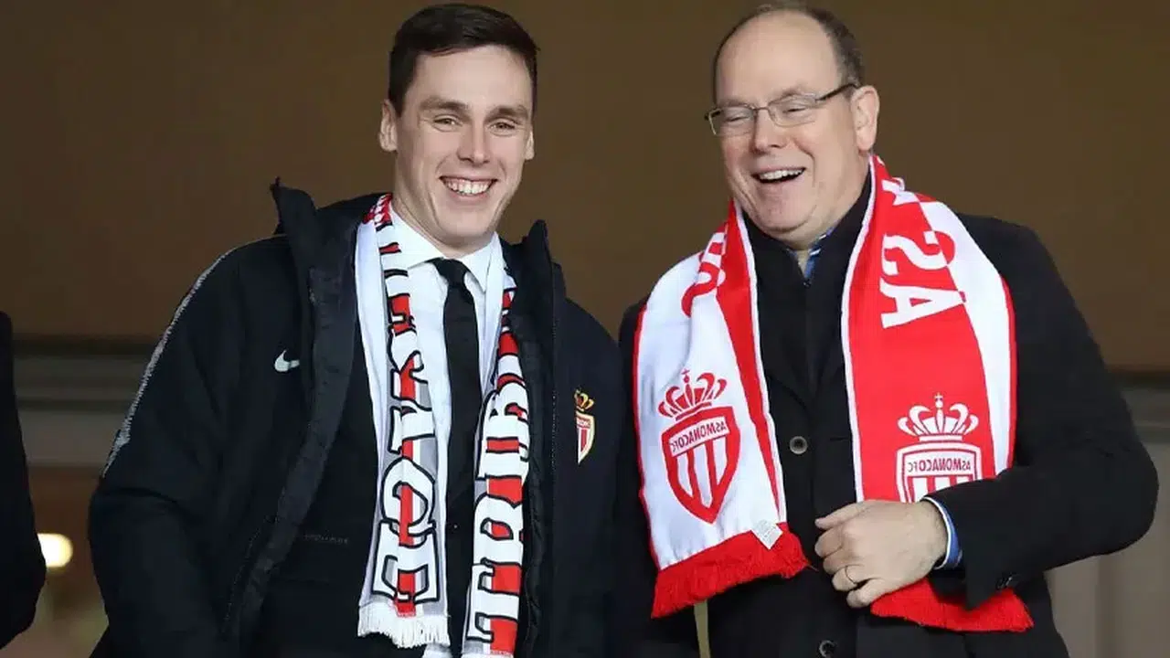 TÜRK BABA VE OĞUL MONACO PRENSİ'NİN OĞLUNU NEDEN DÖVDÜ?