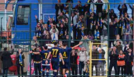 HERKES KÜÇÜKÇEKMECE SİNOP SPOR'UN KADIN TARAFTARLARINI KONUŞUYOR!