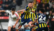 FENERBAHÇE BEŞİKTAŞ’I 1-0 YENEREK ŞAMPİYONLUK İÇİN ÜMİTLENDİ!