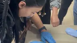 DİLENEN YAŞLI KADININ ÜZERİNDEN ADETA BİR SERVET ÇIKTI!
