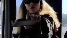 “SADECE KÖPEĞİMİN NARKOTİK KÖPEĞİ OLDUĞUNU SÖYLEDİM!”