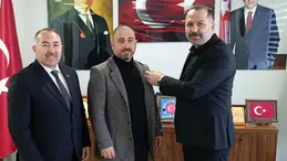 YENİDEN REFAH PARTİSİ’NDEN İSTİFA ETTİ AK PARTİYE GEÇTİ!