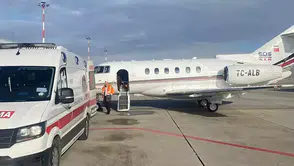 SAĞLIK BAKANLIĞI  AMBULANS UÇAĞI  4 GÜNLÜK BEBEK İÇİN AĞRI’YA GİTTİ!