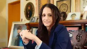 İPEK KIRAÇ BİR HAFTADA 700 MİLYON DOLAR MI KAYBETTİ?