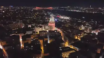 FSM KÖPRÜSÜ VE GALATA KULESİ TURUNCU RENKLERLE IŞIKLANDIRILDI!