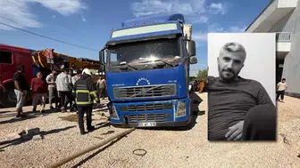 TIR'IN LASTİĞİNİ DEĞİŞTİRİRKEN KAYAN ARACIN ALTINDA KALDI!