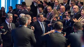 DUHOK’DA BARIŞ TOPLANTISINA TERÖR ELEBAŞI ABDİ TAKIM ELBİSE İLE GELDİ!