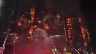 HONG KONG’DA YANGIN FACİASININ ÇIKIŞ NEDENİ DUYANLARI ŞAŞIRTTI!