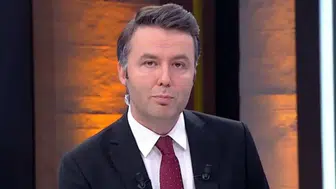 ŞOK ŞÜPHE! MEHMET AKİF  ERSOY UYUŞTURUCU MU KULLANIYOR?