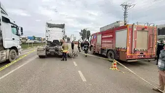 BİRİ BEBEK 5 KİŞİNİN BİNDİĞİ MOTOSİKLET TIR İLE ÇARPIŞTI!