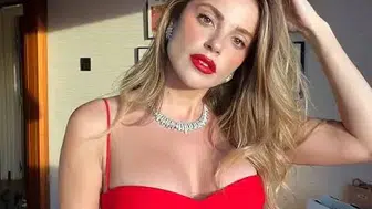 SON DAKİKA! OYUNCU EZGİ EYÜPOĞLU UYUŞTURUCUDAN GÖZALTINA ALINDI!