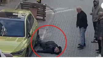 KOCAMUSTAFAPAŞA’DA KİRACISI EV SAHİBİNİ SOKAKTA SİLAHLA ÖLDÜRDÜ!