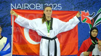 MİLLİ TEKVANDOCU BEGÜM KAVUKÇUOĞLU DÜNYA ŞAMPİYONU!
