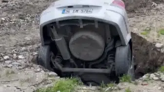 “BU ARABADAN ÇOK ÇEKTİM ÜZERİNİ GÖMÜN GİTSİN!”