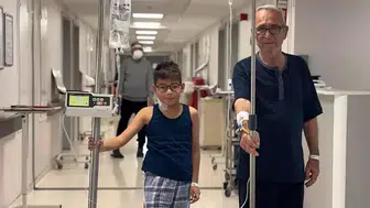 11 YAŞINDAKİ BEKİR DEDESİNİN BÖBREĞİ İLE YAŞAMA TUTUNDU!