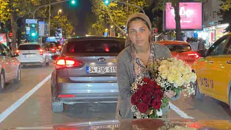 SOSYAL MEDYAYI SALLAYAN OLAĞANÜSTÜ “YÜZ GÜZELİ ÇİÇEKÇİ KIZ” NE ÇIKTI?