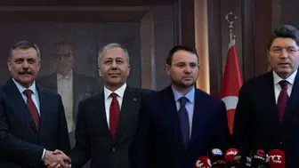İÇİŞLERİ VE ADALET BAKANLIĞI’NDA DEVİR TESLİM YAPILDI!