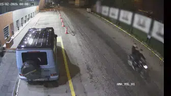 MOTOSİKLETTEKİ ATEŞ ETTİ DİĞER MOTOSİKLETTEKİ VİDEOYA ALDI!