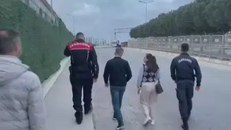 SİLİVRİ'DE DURUŞMALARA "SAHTE BASIN KARTI" İLE GİREN ŞÜPHELİ YAKALANDI!