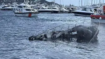 BODRUM'DA YANAN LÜKS YATLARIN ENKAZLARI KALDIRILIYOR!