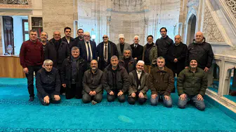 SİLİVRİKAPI’DA ASIRLIK GELENEK: DUA, MEVLİD VE BAYRAMLAŞMA BİR ARADA…