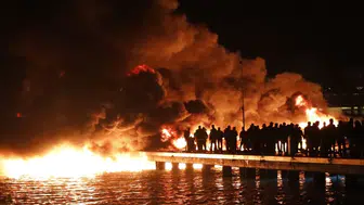 BODRUM’DA 5 YATTA ÇIKAN ŞÜPHELİ YANGIN SONUCU 7 YAT YANDI!