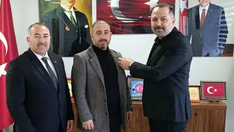 YENİDEN REFAH PARTİSİ’NDEN İSTİFA ETTİ AK PARTİYE GEÇTİ!