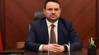 GÜRLEK'İN TAPU KAYITLARINI BAKAN 3 MEMUR AÇIĞA ALINDI!