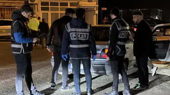 İSTANBUL POLİSİ SUÇLULARA KARŞI AMANSIZ TAKİBİNİ SÜRDÜRÜYOR!