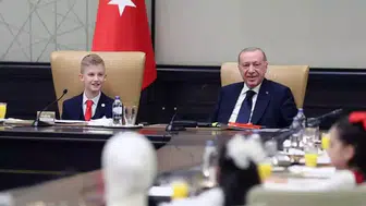 CUMHURBAŞKANI ERDOĞAN BAKAN TEKİN VE ÇOCUKLARI KABUL ETTİ!