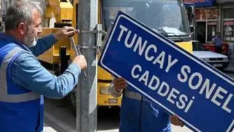 FLAŞ GELİŞME! ŞANLIURFA’DA TUNCAY SONEL CADDESİ TABELASI İNDİRİLDİ!