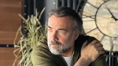 OKTAY KAYNARCA'DAN AÇIKLAMA: "ALNIM AÇIK, BAŞIM DİK!"