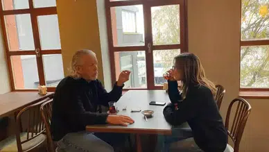 75 YAŞINDAKİ AMERİKALI YAŞAMAK İÇİN SİNOP’A YERLEŞTİ!