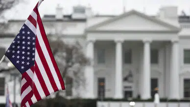 BEYAZ SARAY'DA NELER OLUYOR? DÜNYA GİZEMLİ GÖRÜNTÜNÜN PEŞİNDE!